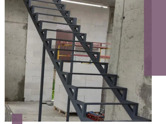 Демонтаж металлических лестниц в Мценске быстро и безопасно