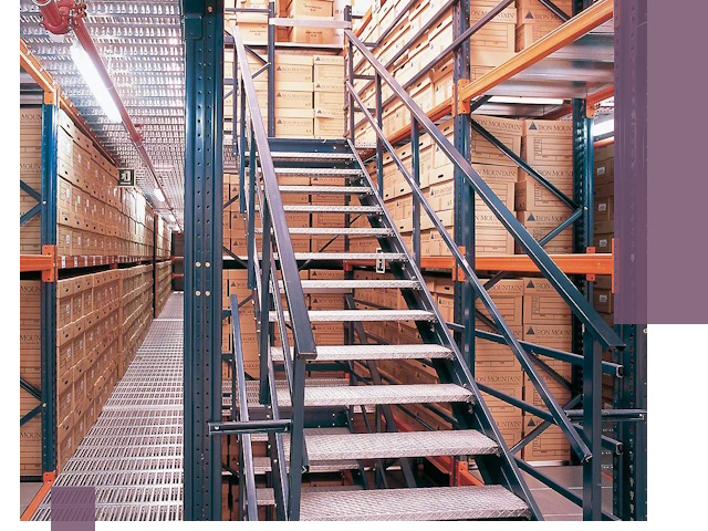 Лестницы складские прочные и безопасные под ключ в Мценске