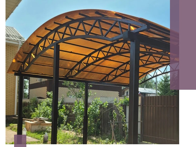 Изготовление навесов под ключ в Мценске из качественных материалов