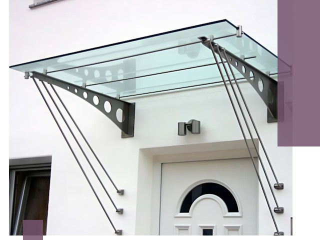 Козырьки над входом под ключ в Мценске — изготовление и монтаж