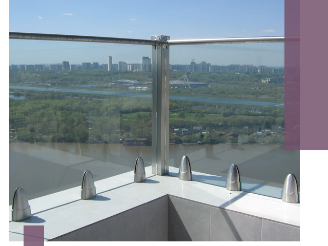 Стеклянные парапеты премиум класса в Мценске для домов и бизнесов